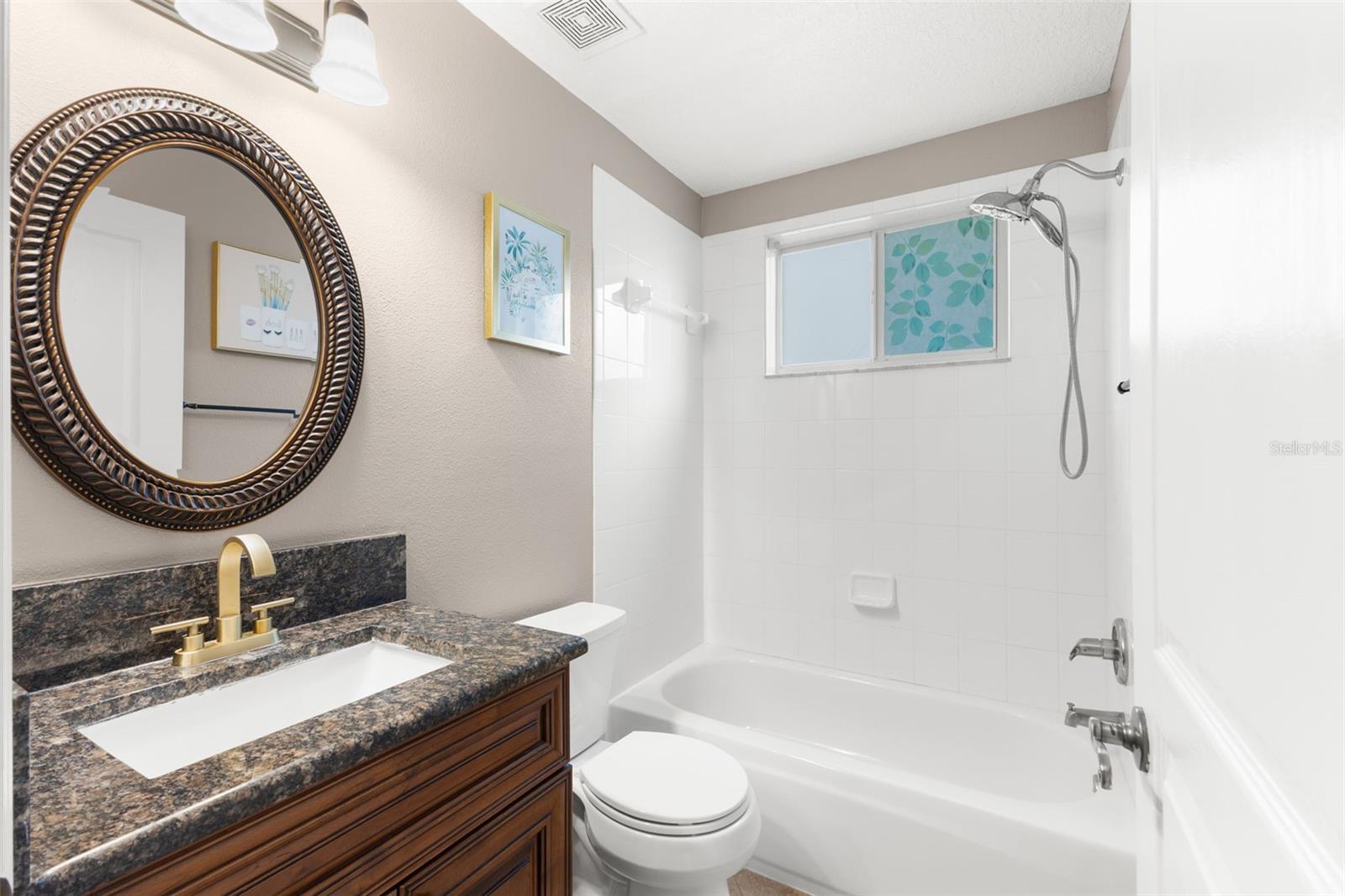 Image 35 of 43 For 18952 Maisons Drive