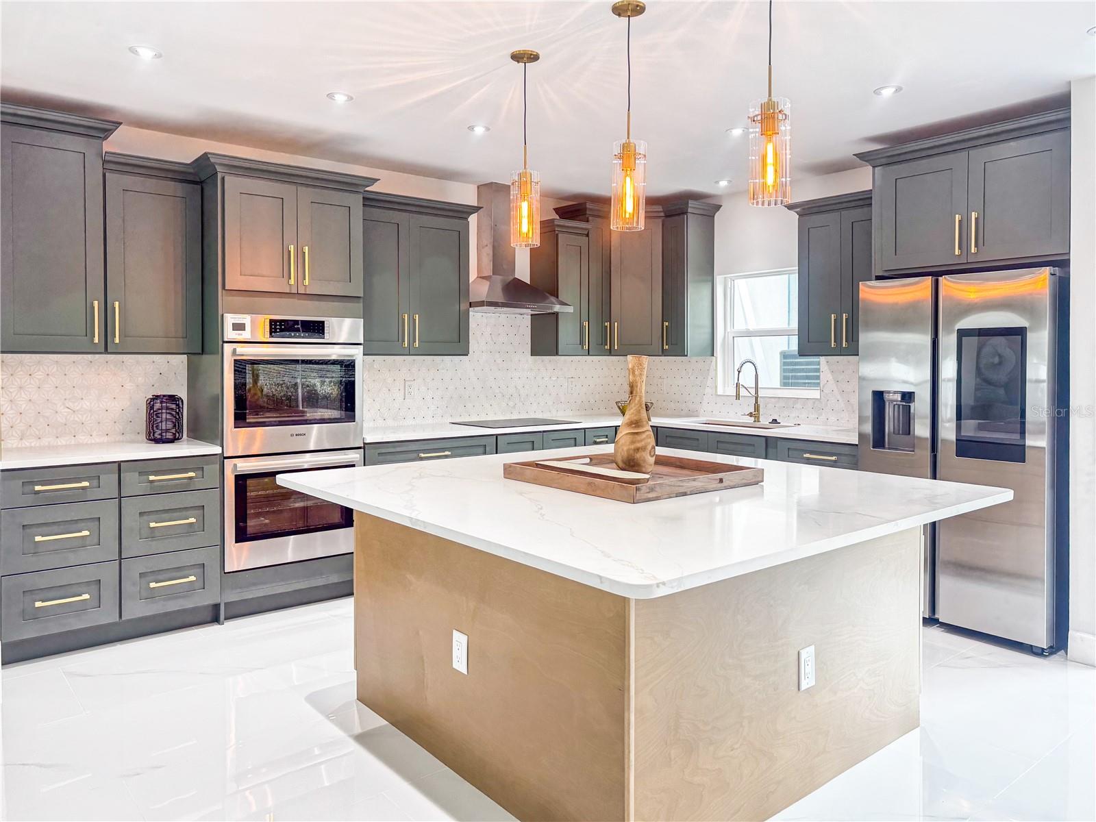 Image 27 of 40 For 6402 Woodlynne Avenue