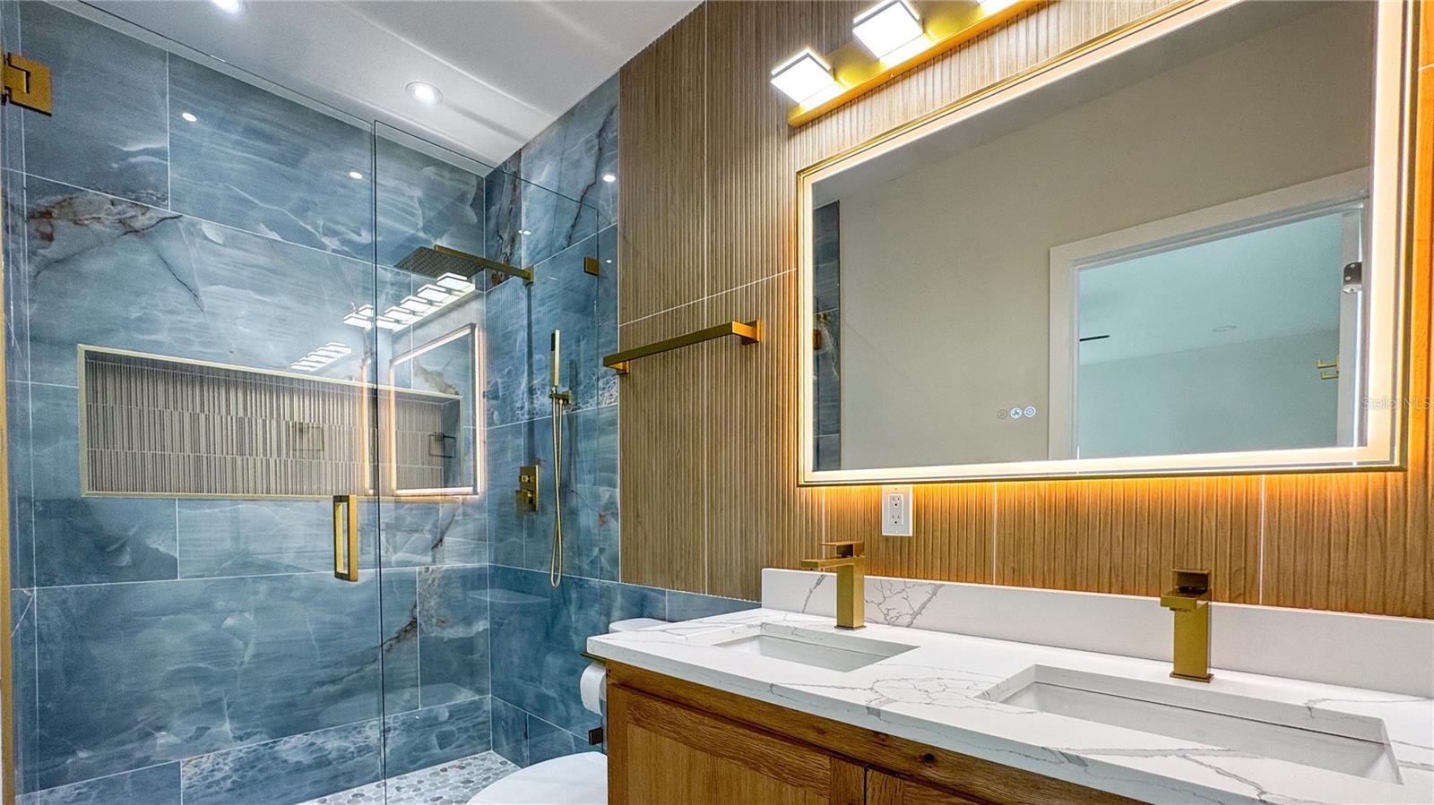 Image 29 of 40 For 6402 Woodlynne Avenue