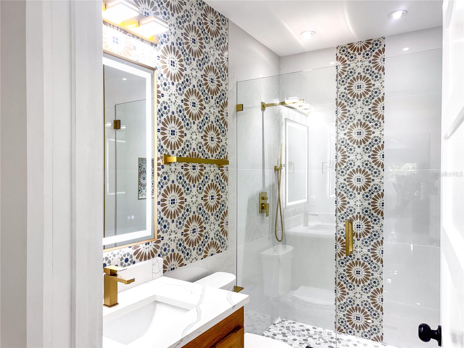 Image 34 of 40 For 6402 Woodlynne Avenue