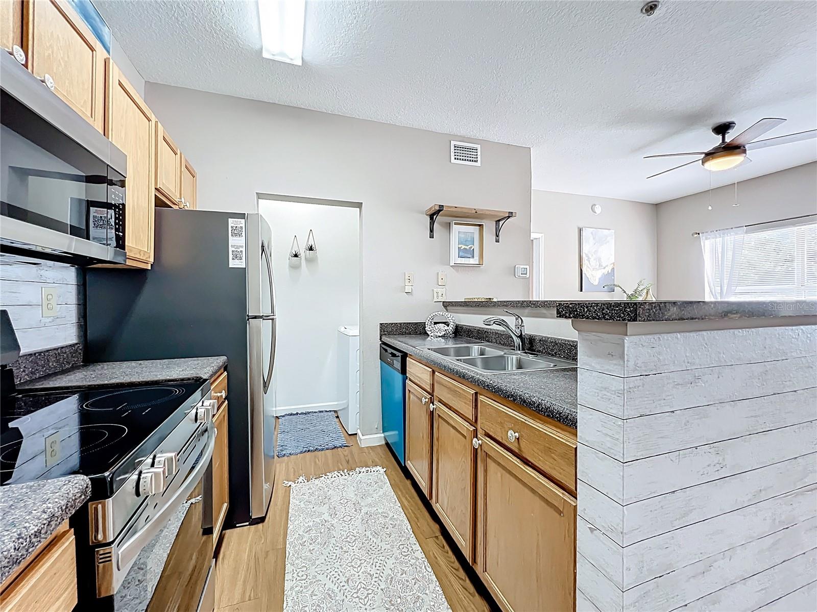 Image 8 of 42 For 10764 70th Avenue 5203