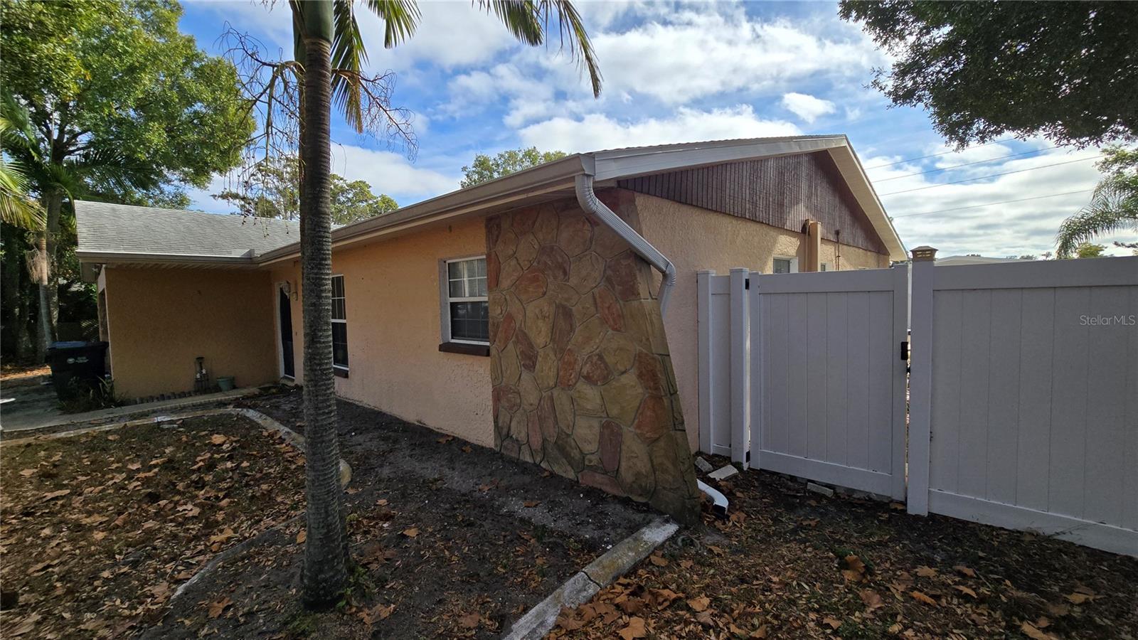 Image 11 of 32 For 3426 7th Avenue Se