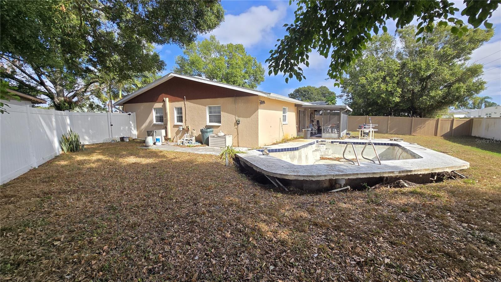 Image 9 of 32 For 3426 7th Avenue Se