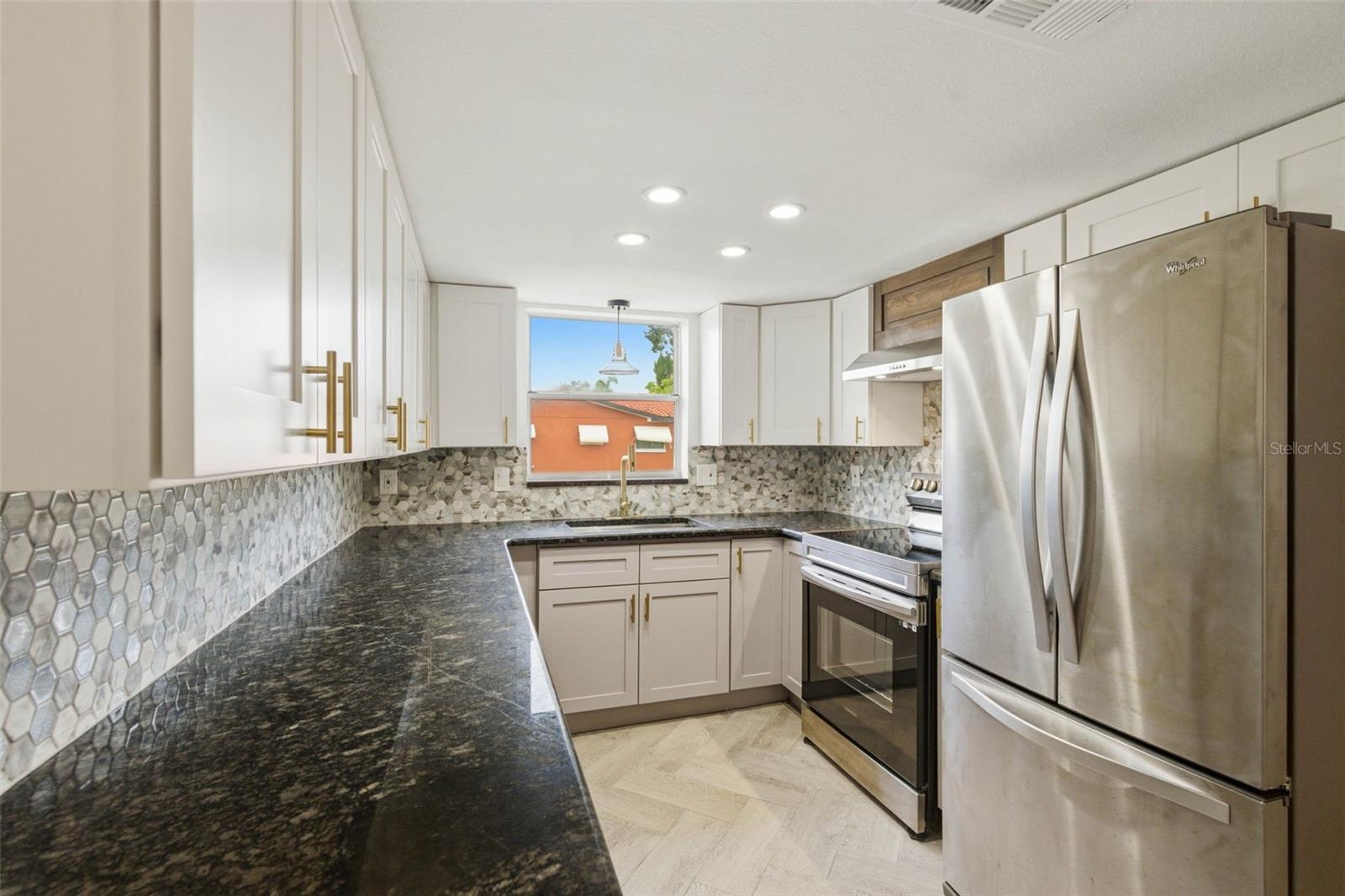 Image 10 of 55 For 5440 Quist Drive