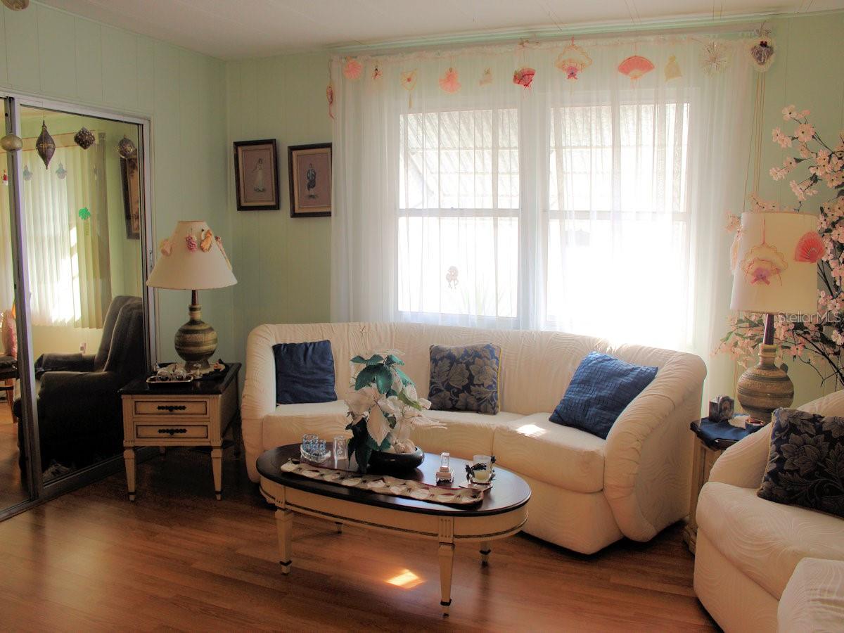 Image 6 of 14 For 55 Thatch Palm Street W