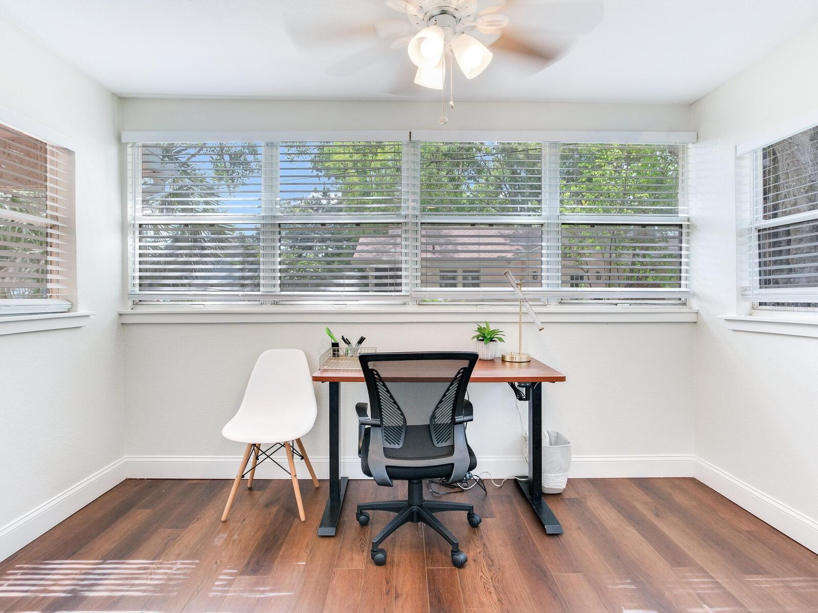 Image 21 of 42 For 1243 55th Avenue N