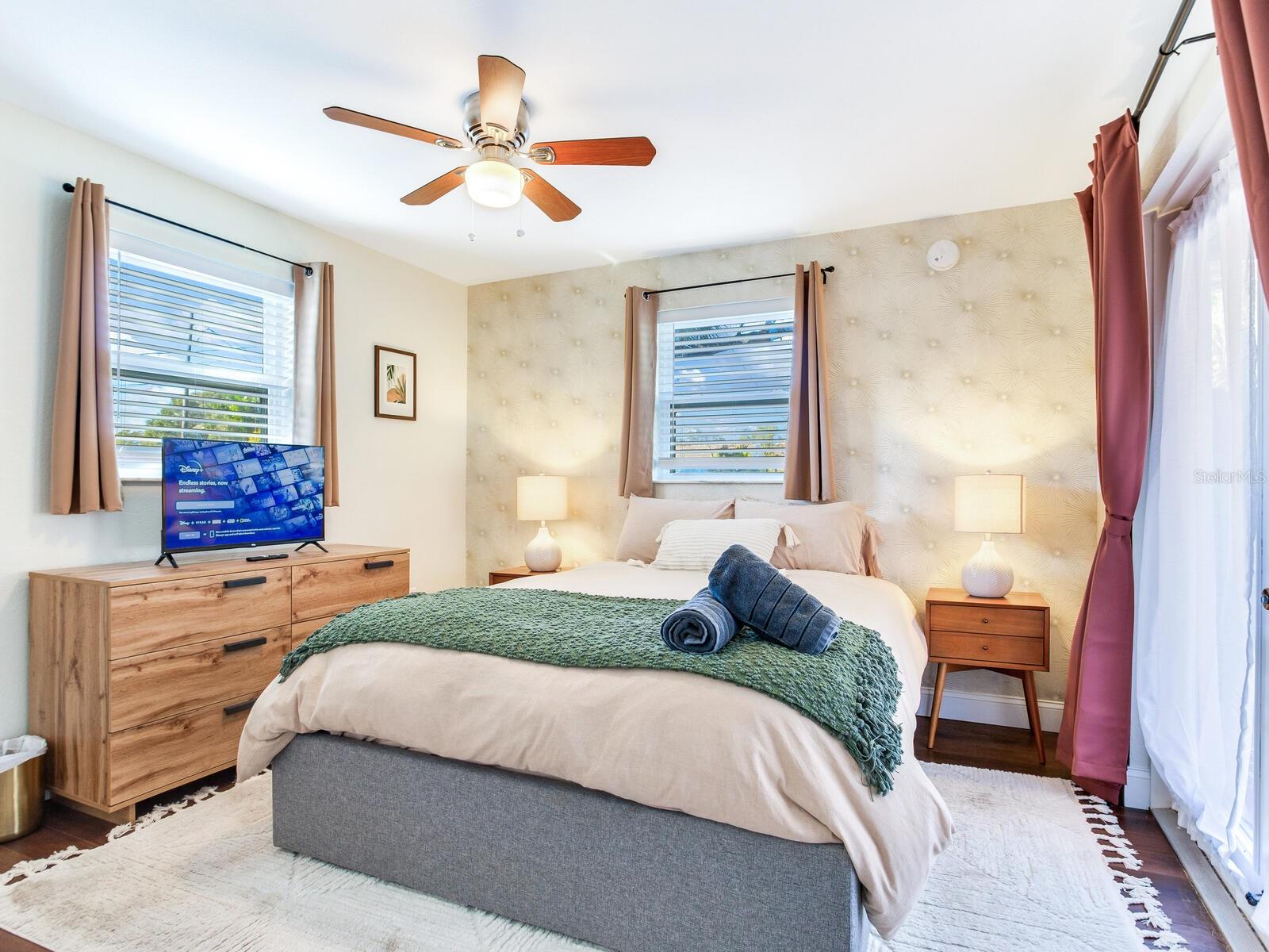 Image 22 of 42 For 1243 55th Avenue N