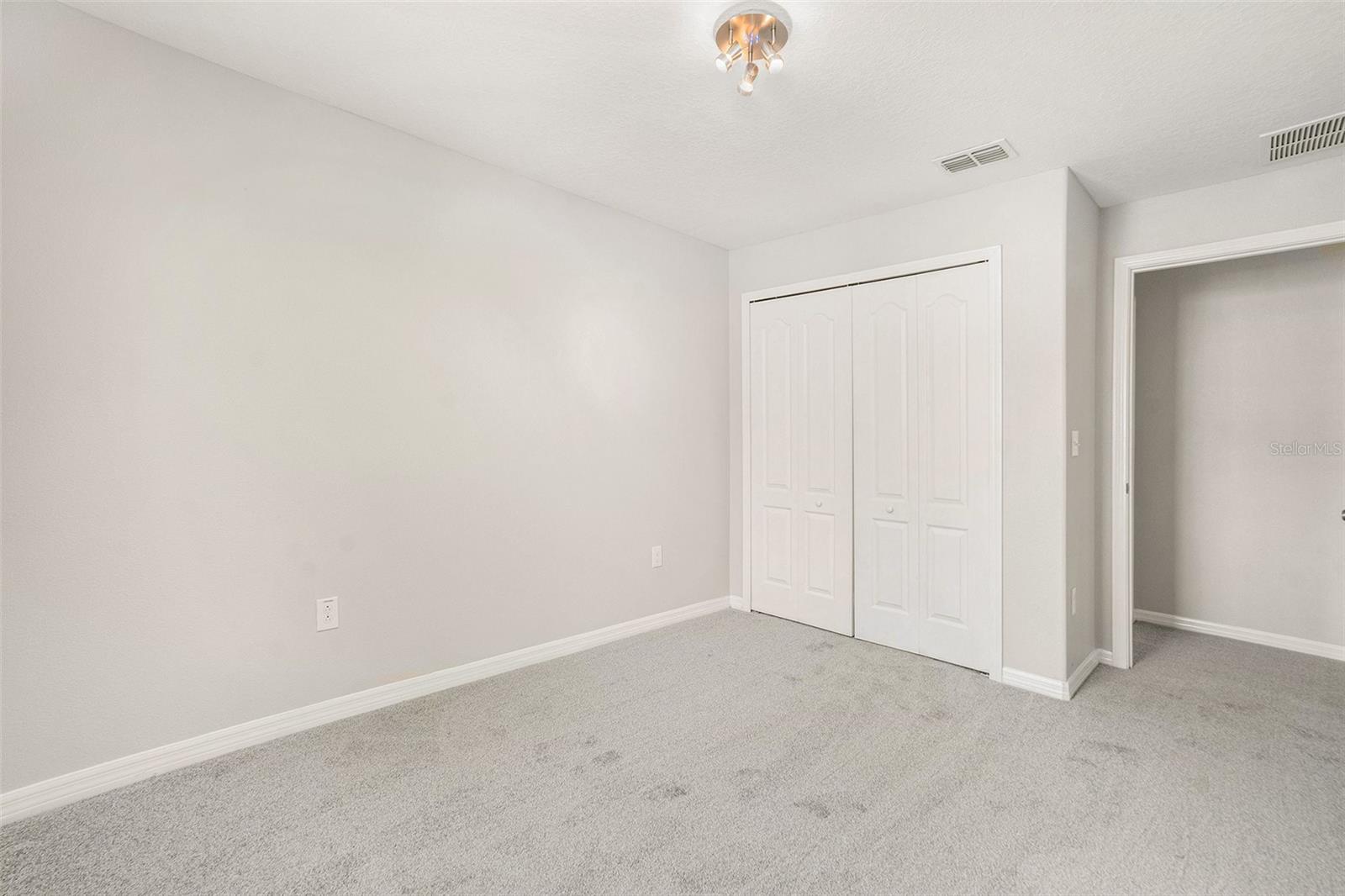 Image 19 of 29 For 20541 Grand Vista Lane