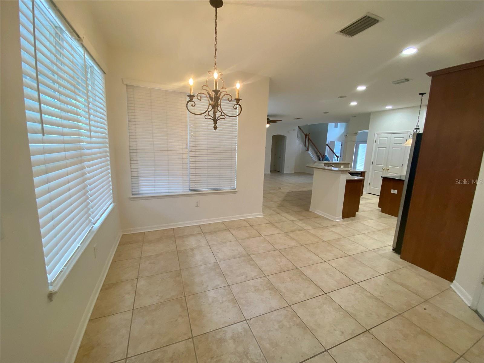 Image 13 of 35 For 6610 Portland Oak Court