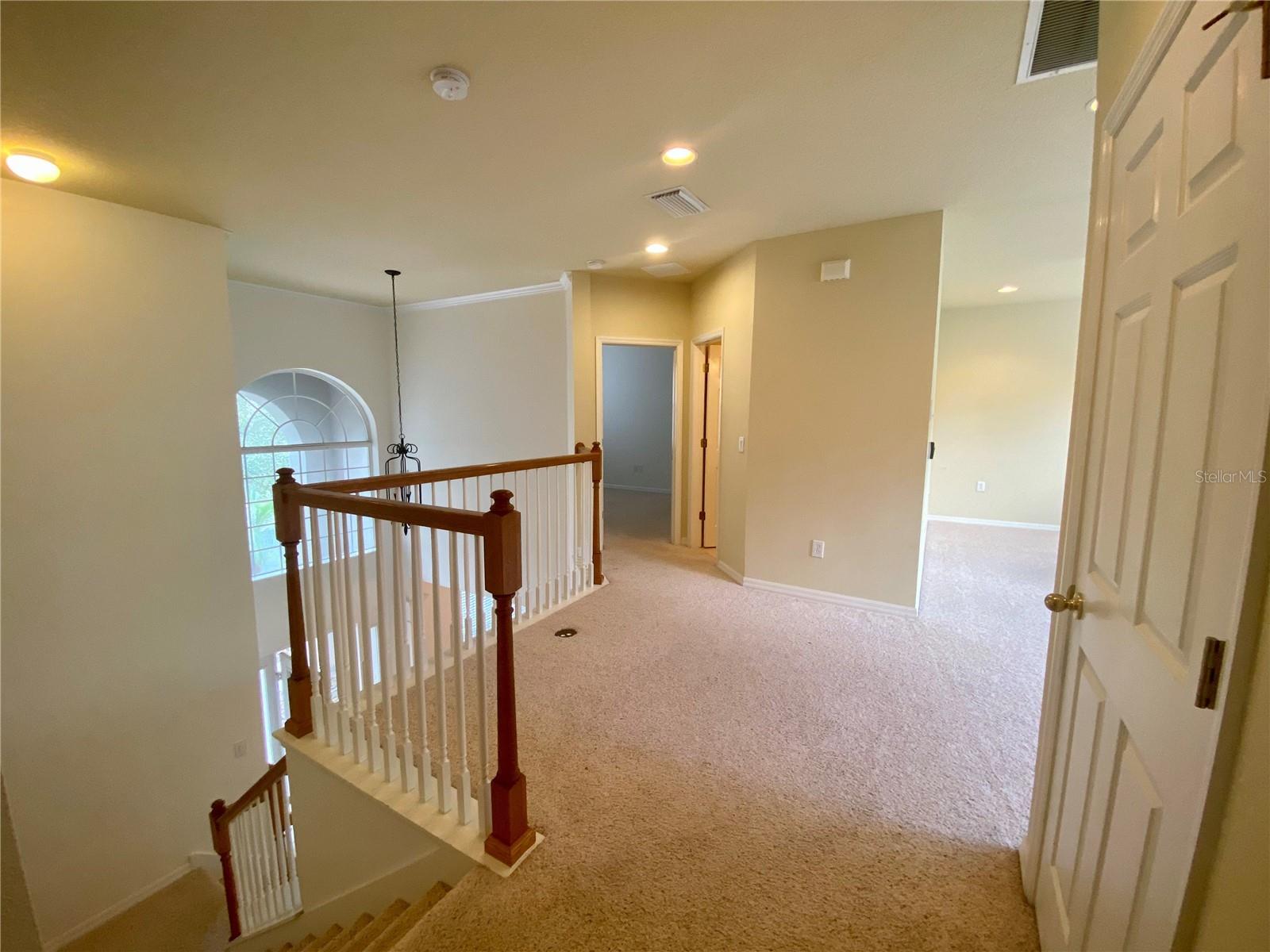 Image 27 of 35 For 6610 Portland Oak Court