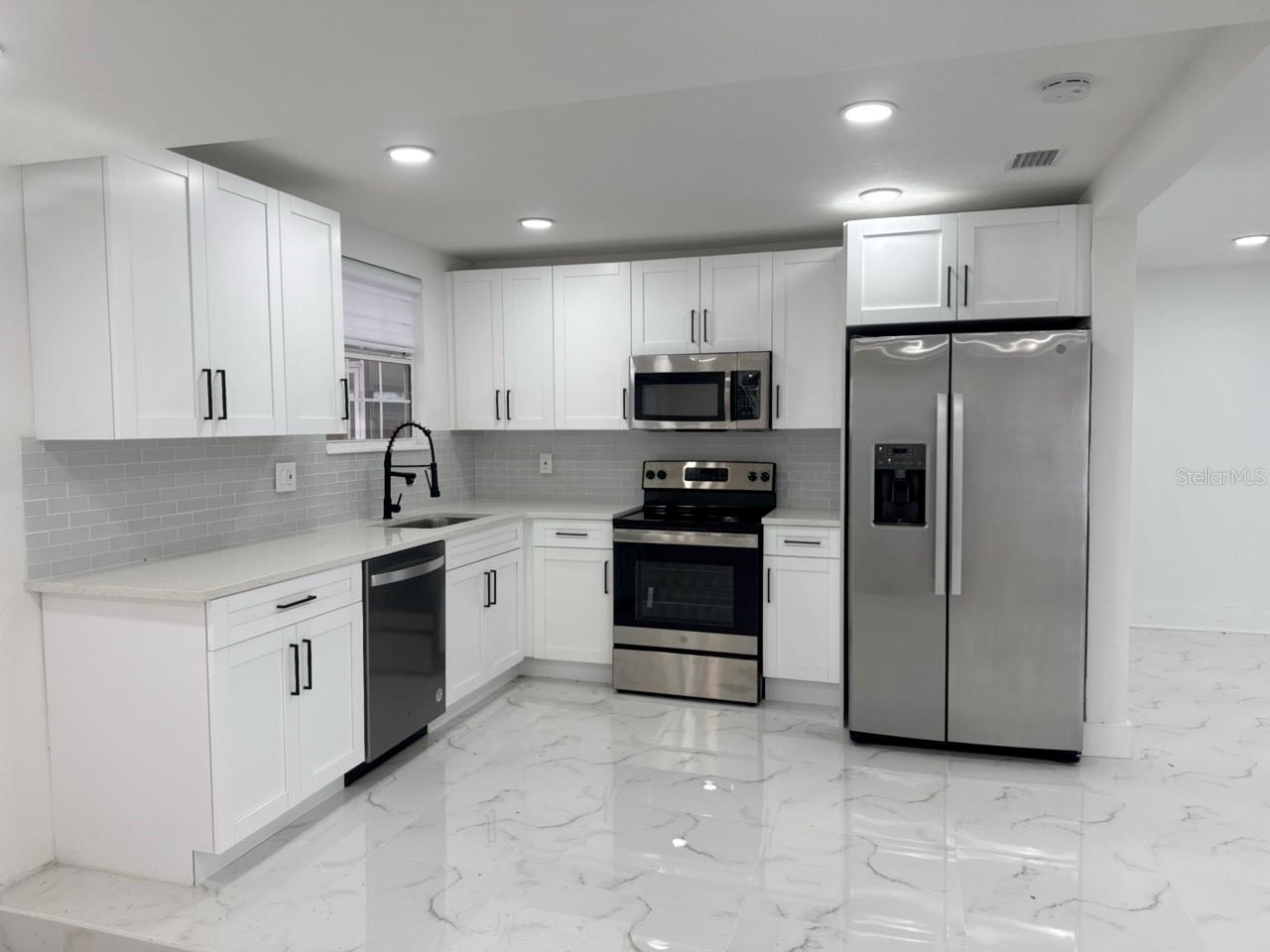 Image 6 of 15 For 3123 Napoleon Avenue