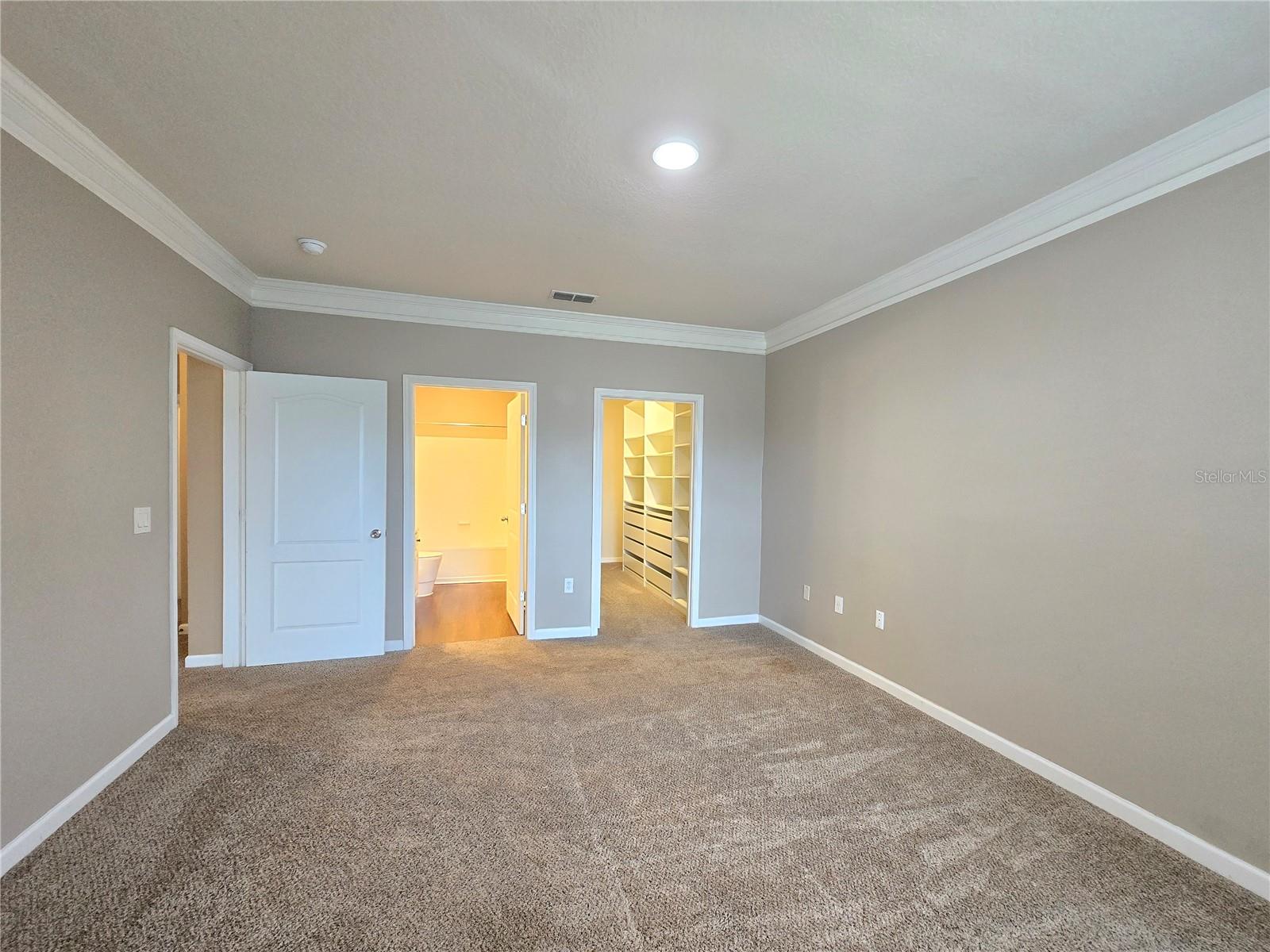 Image 13 of 52 For 10424 Villa View Circle 10424