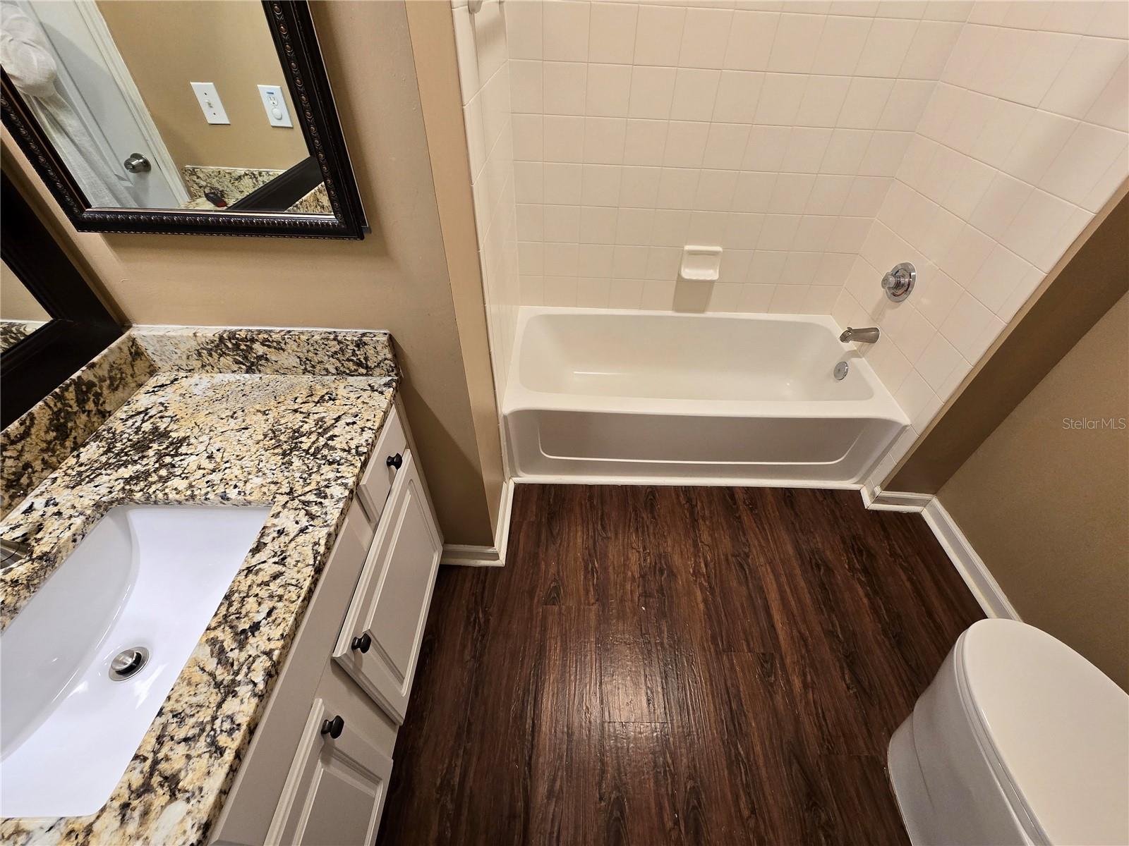 Image 24 of 52 For 10424 Villa View Circle 10424