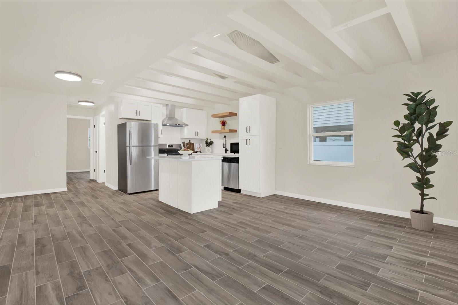 Image 2 of 16 For 1734 Maryland Avenue Ne