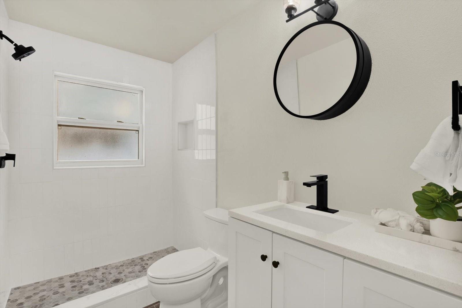 Image 5 of 16 For 1734 Maryland Avenue Ne