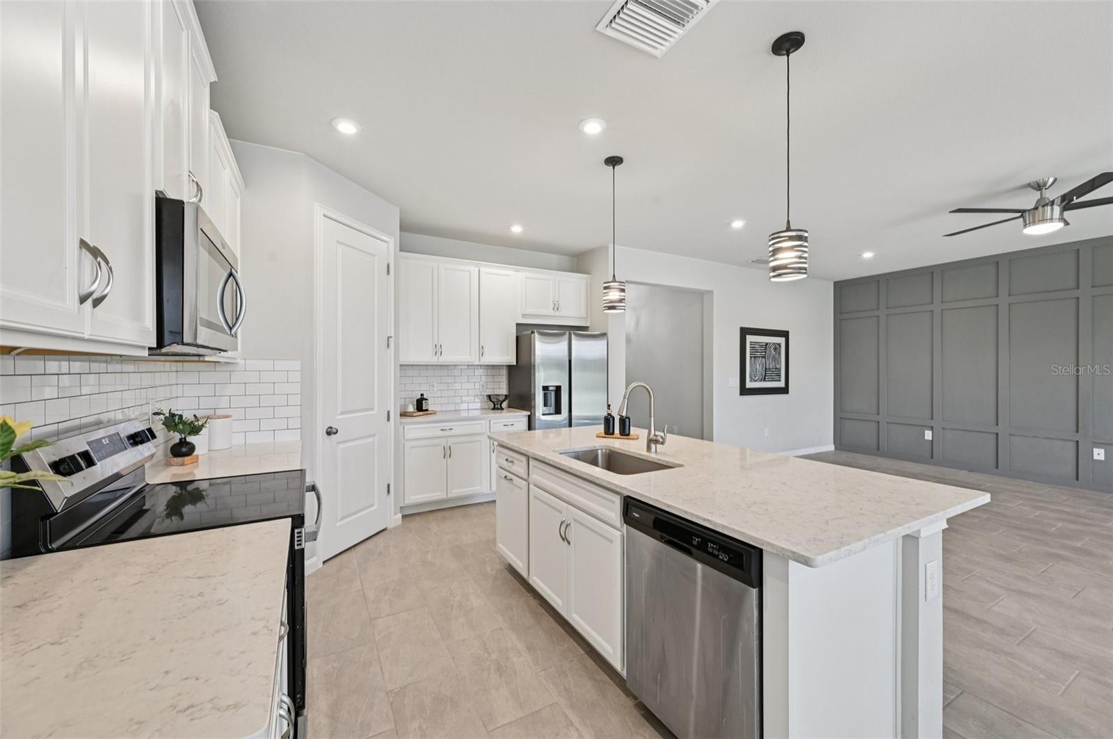 Image 11 of 37 For 20280 Concerto Place