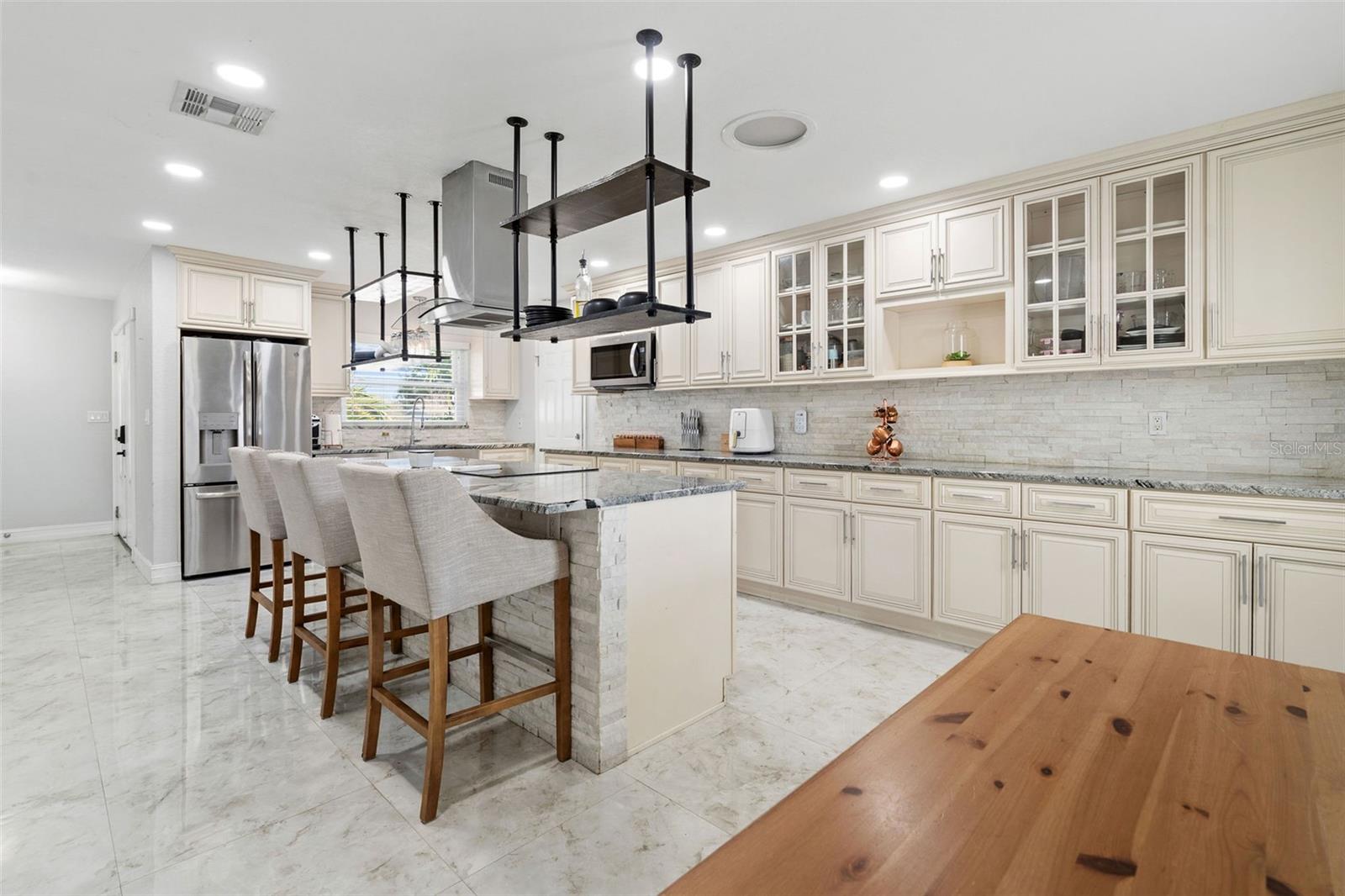 Image 13 of 29 For 2453 Roberta Street