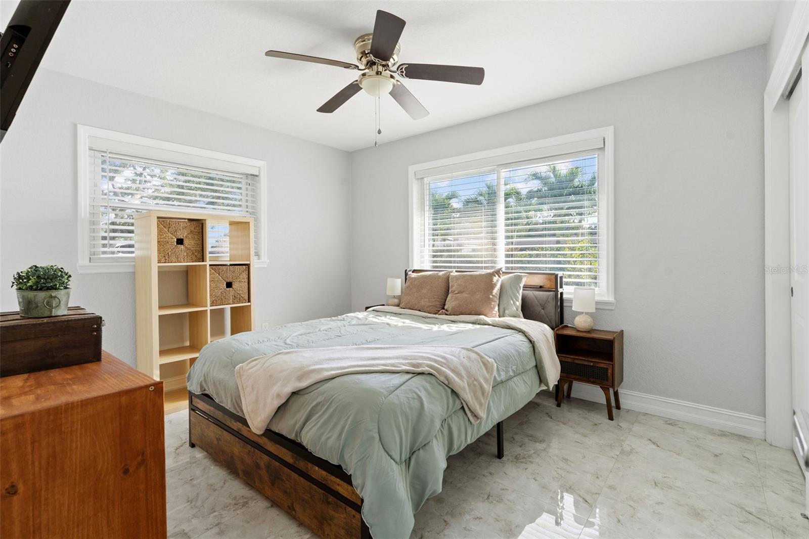 Image 19 of 29 For 2453 Roberta Street