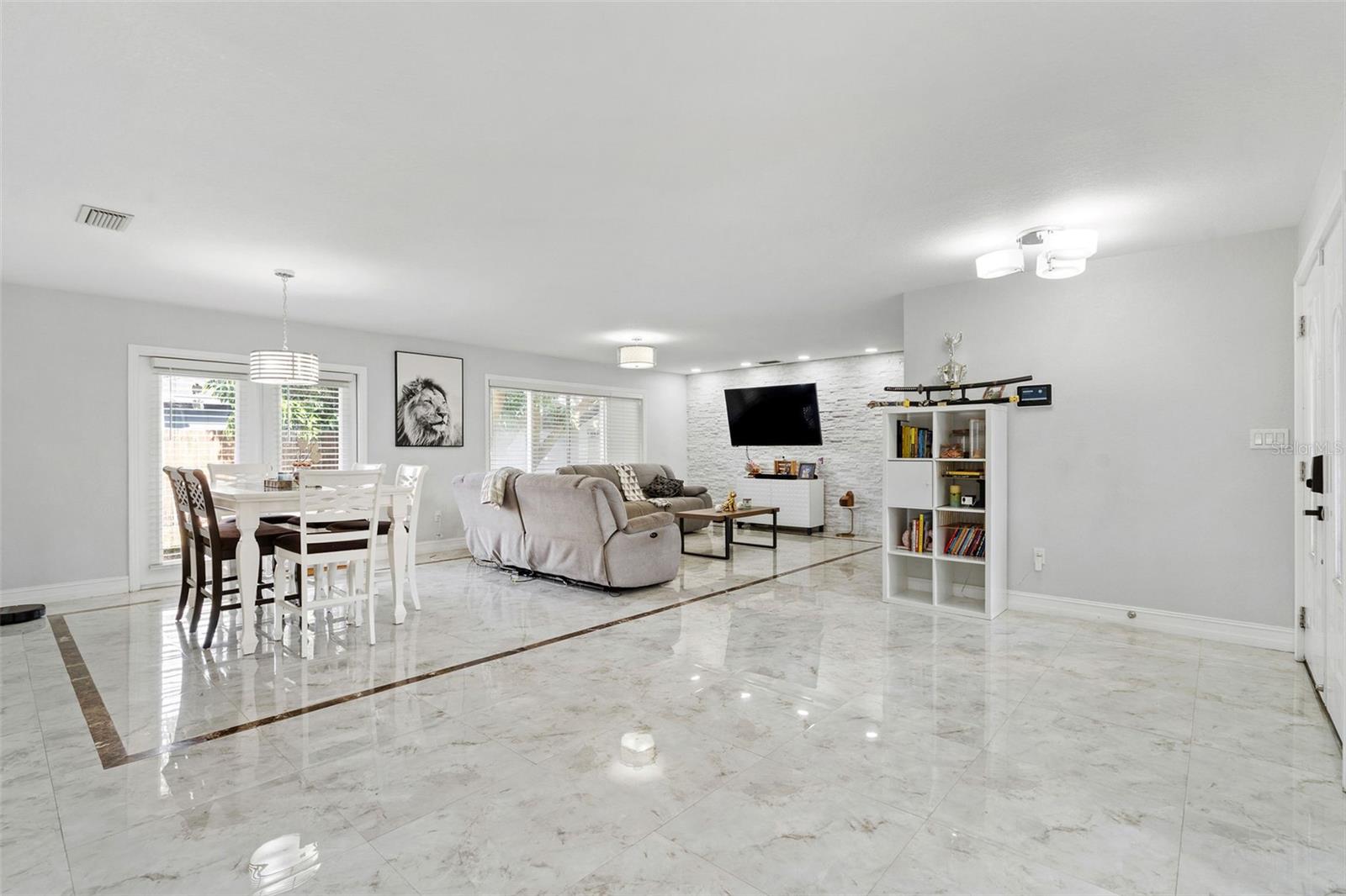 Image 3 of 29 For 2453 Roberta Street