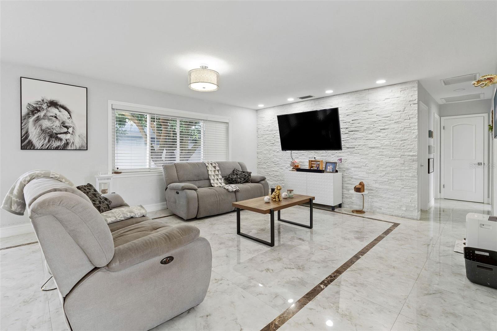 Image 4 of 29 For 2453 Roberta Street