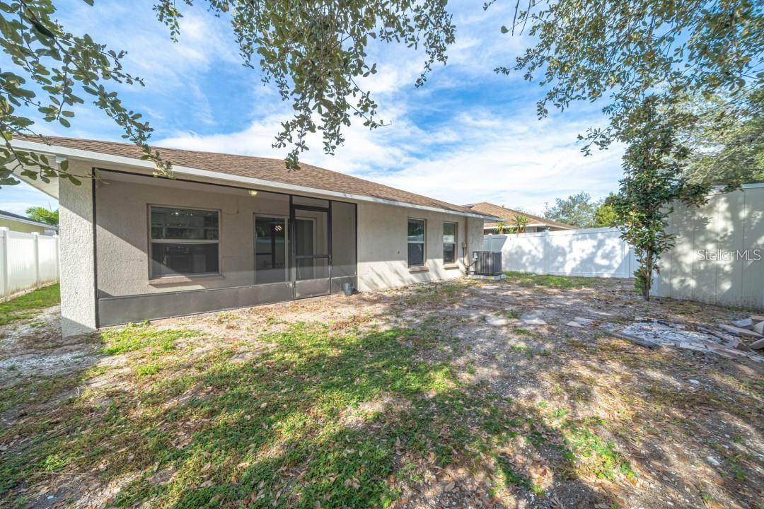 Image 19 of 21 For 2025 Peaceful Palm Street