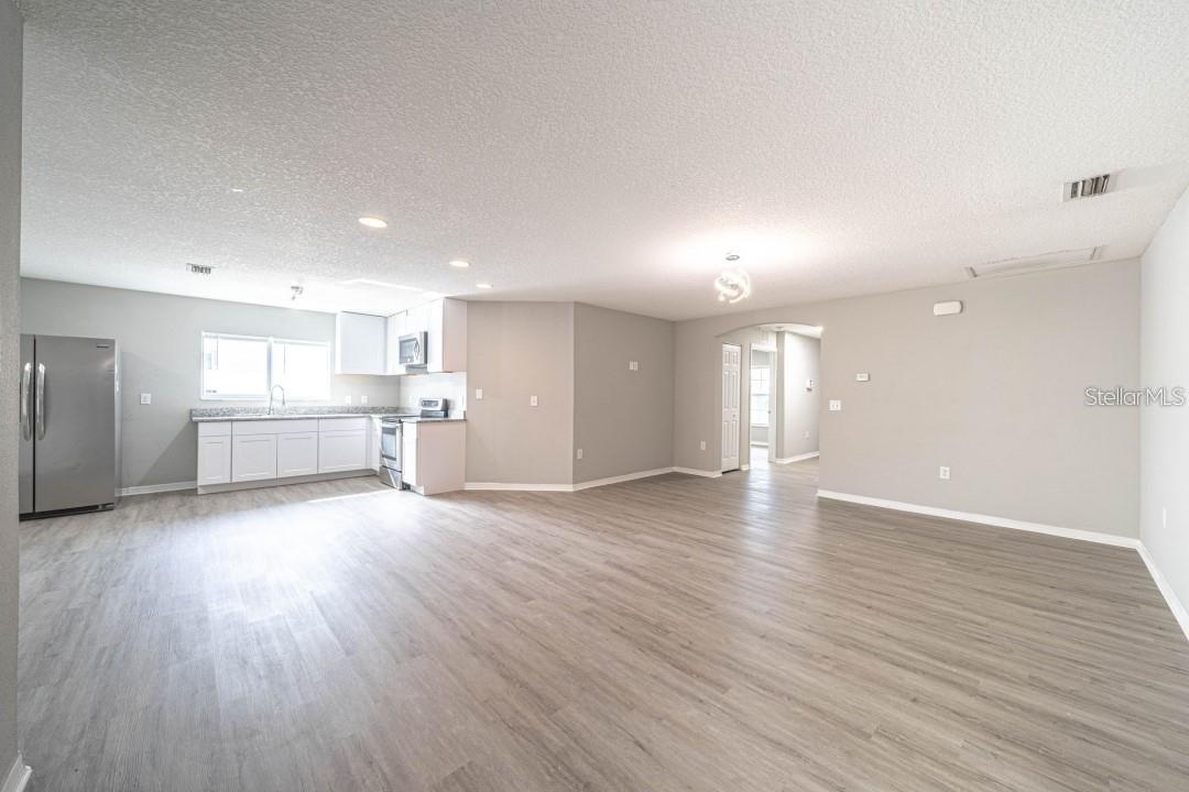 Image 6 of 21 For 2025 Peaceful Palm Street