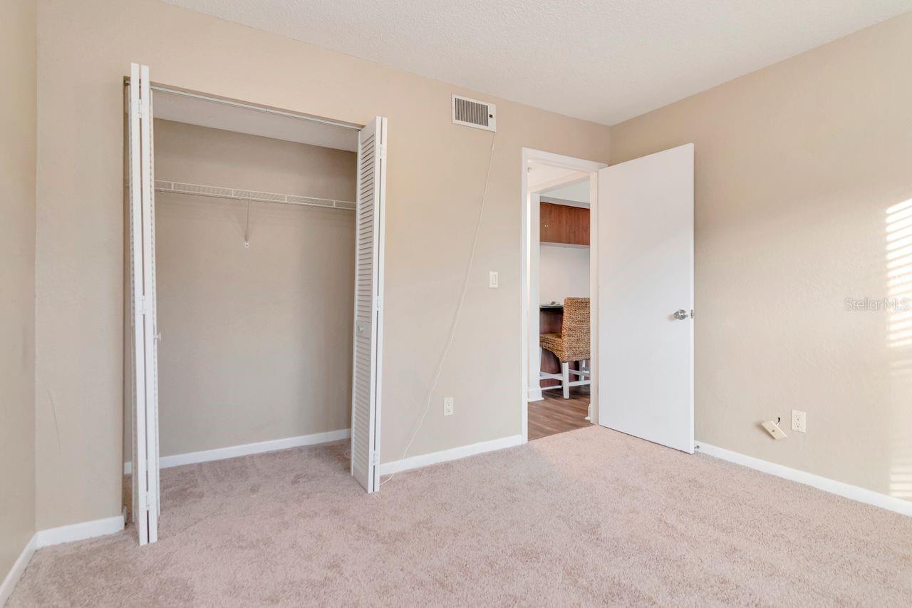 Image 25 of 30 For 3712 Wisconsin Avenue 205