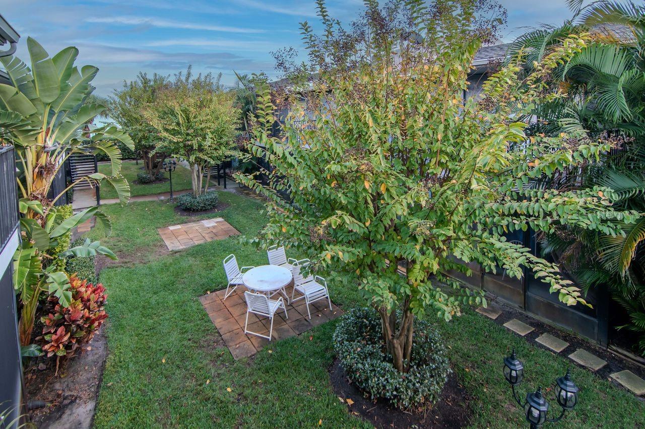 Image 28 of 30 For 3712 Wisconsin Avenue 205