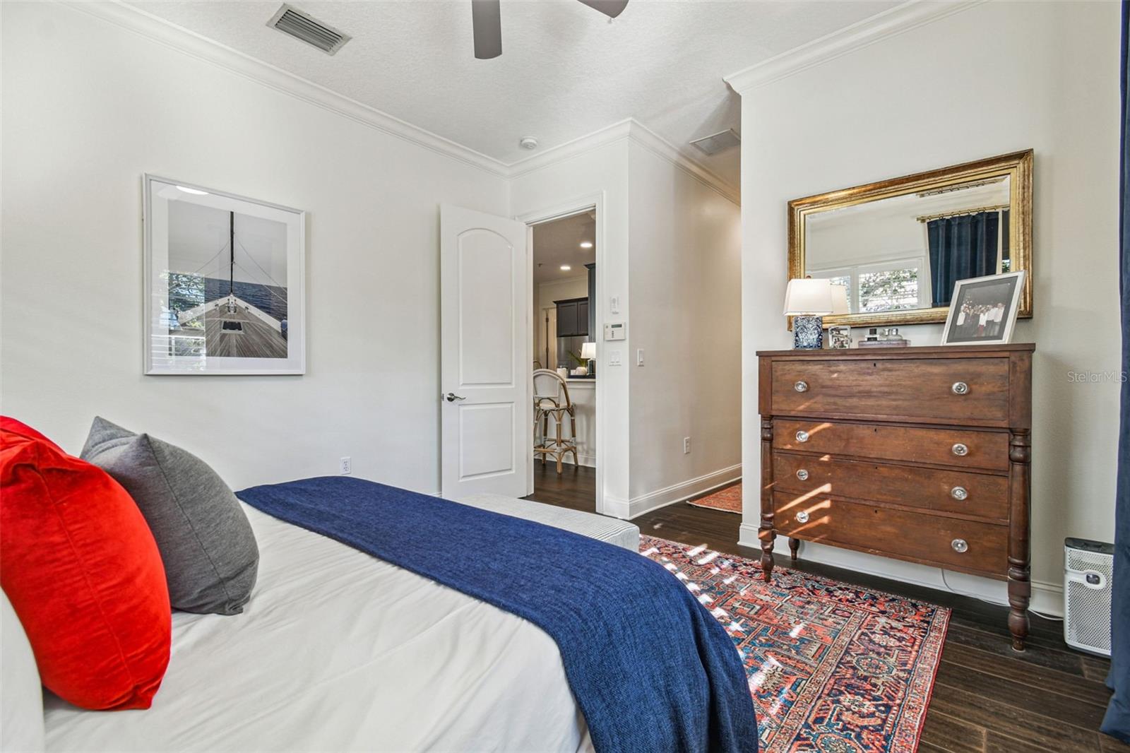 Image 16 of 46 For 1008 Moody Avenue 6