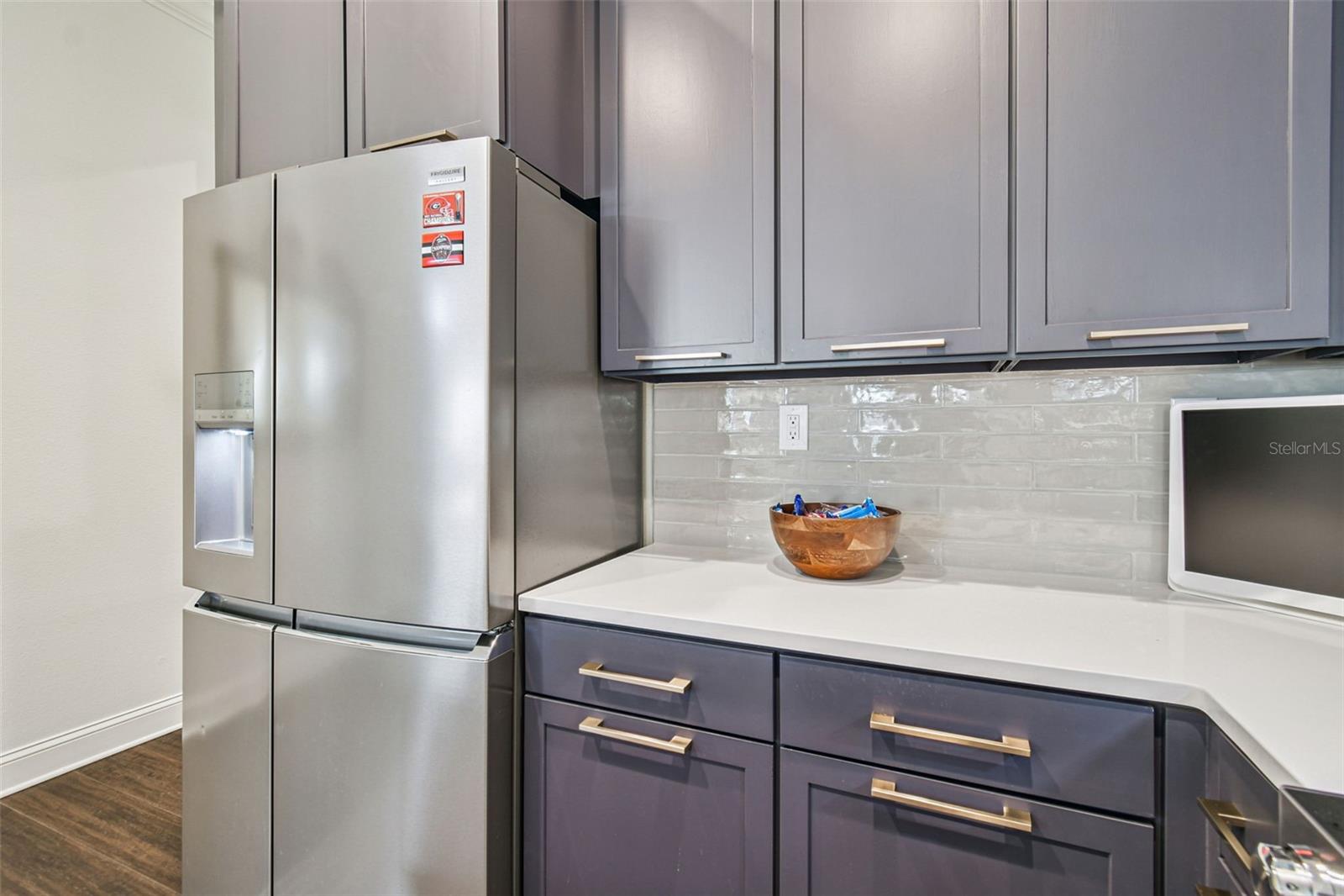 Image 9 of 46 For 1008 Moody Avenue 6