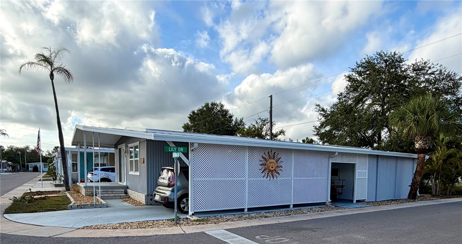 Image 28 of 46 For 34579 Gardenia Drive N