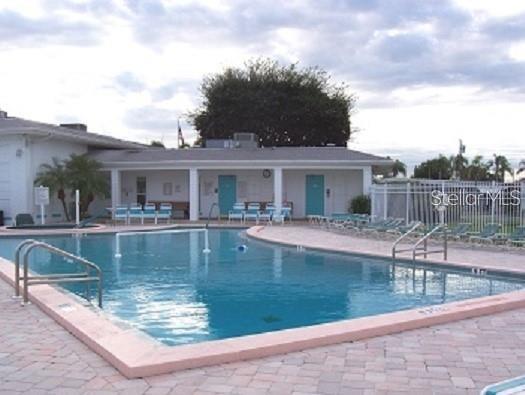 Image 43 of 46 For 34579 Gardenia Drive N