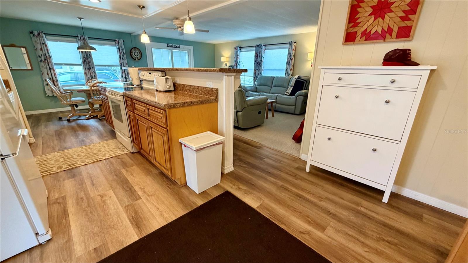 Image 5 of 46 For 34579 Gardenia Drive N