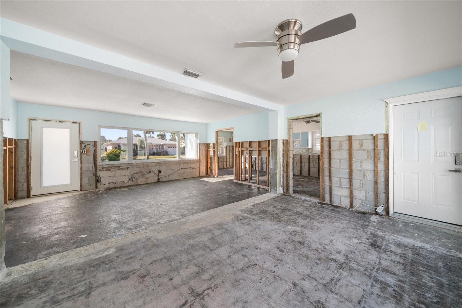 Image 21 of 49 For 737 Bruce Avenue