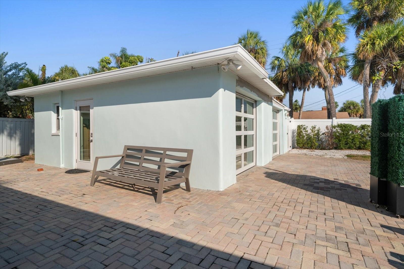 Image 37 of 49 For 737 Bruce Avenue