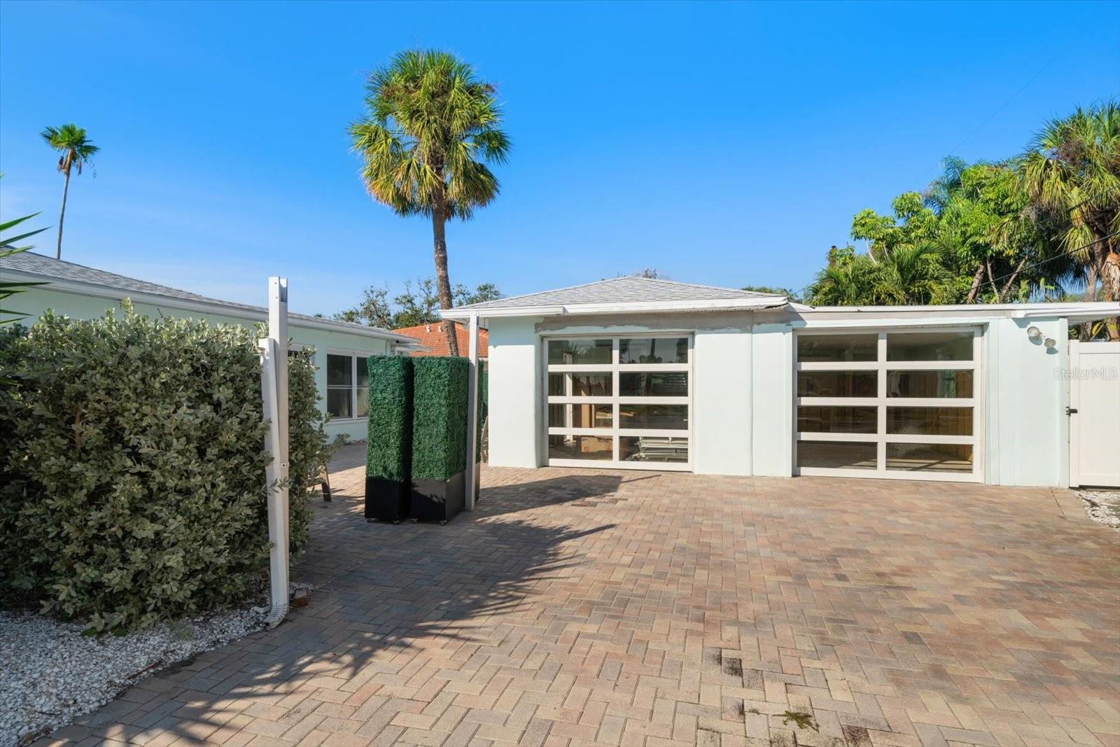 Image 39 of 49 For 737 Bruce Avenue