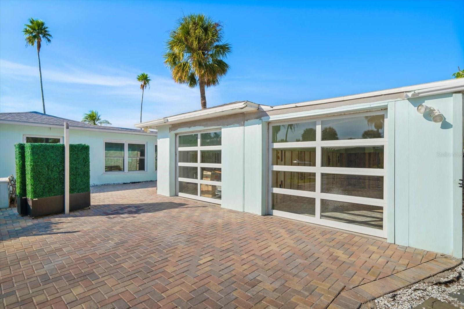 Image 41 of 49 For 737 Bruce Avenue