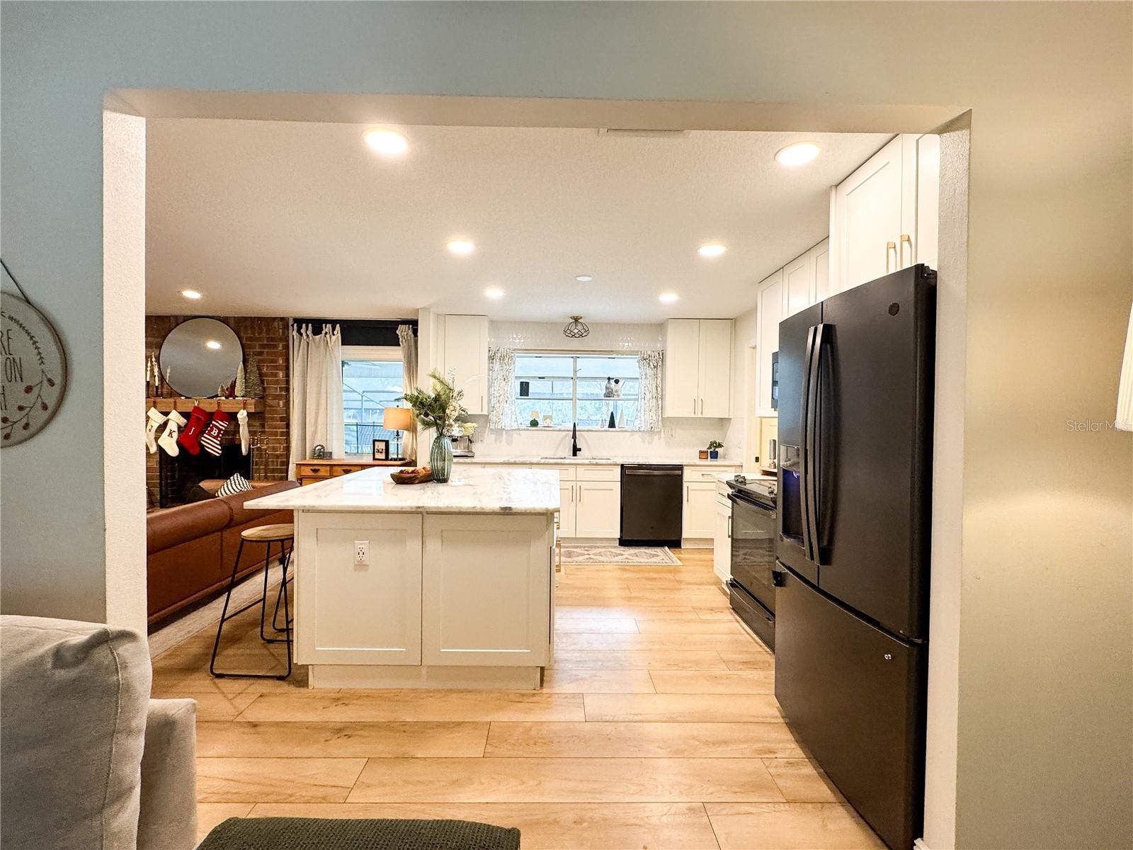 Image 11 of 34 For 6707 Drifting Sands Road