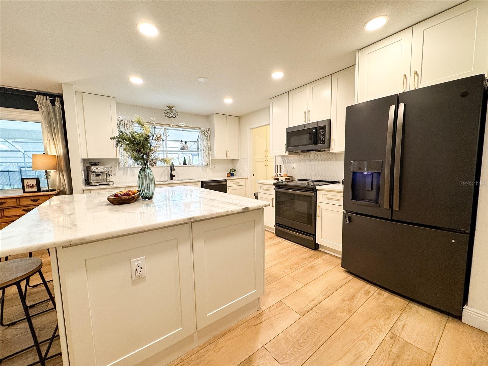 Image 12 of 34 For 6707 Drifting Sands Road