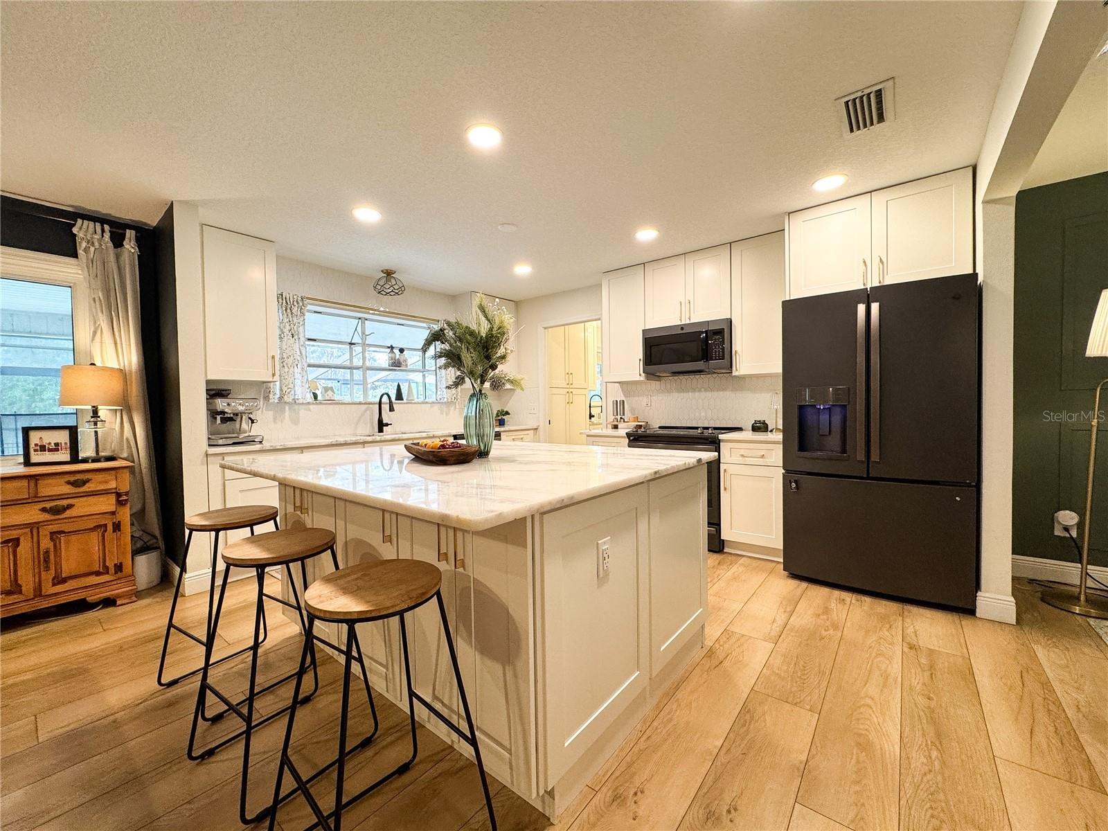 Image 13 of 34 For 6707 Drifting Sands Road