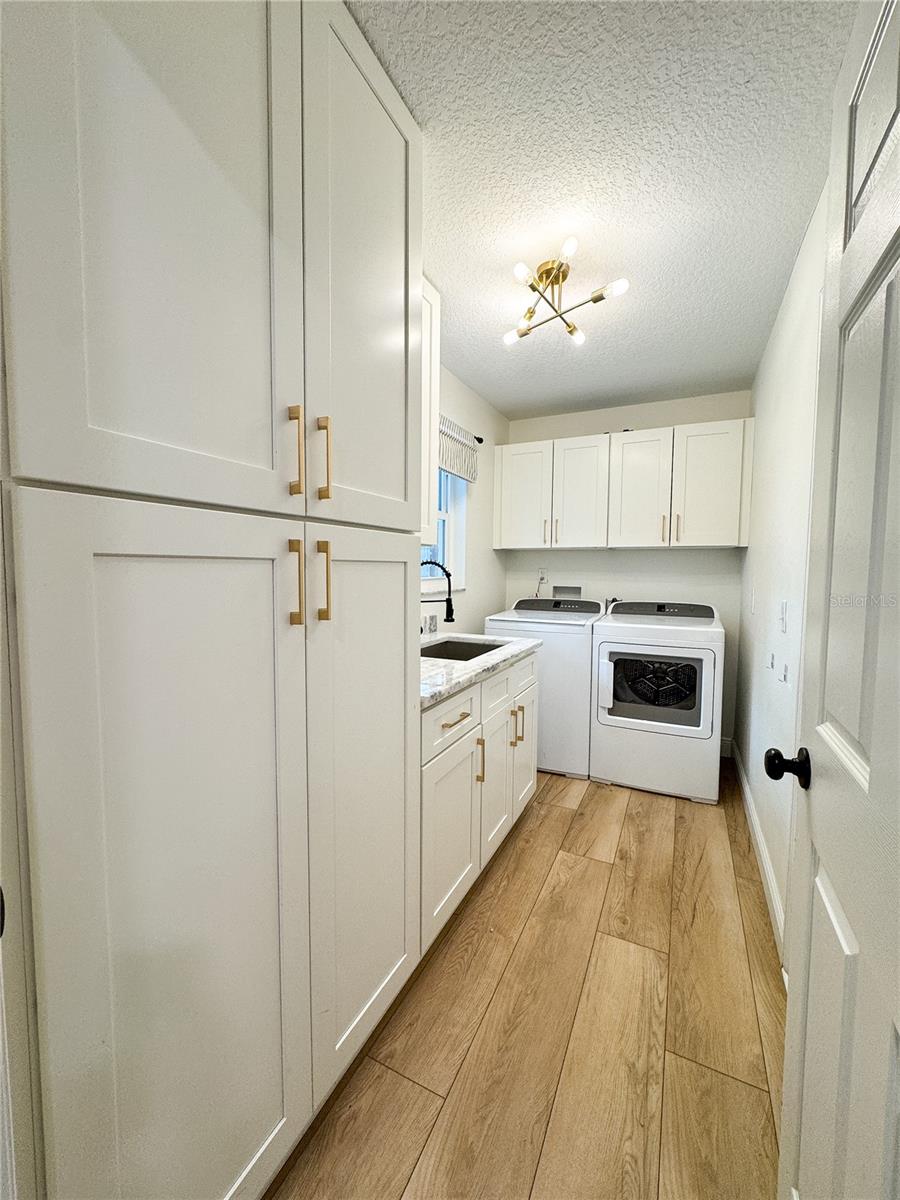 Image 16 of 34 For 6707 Drifting Sands Road