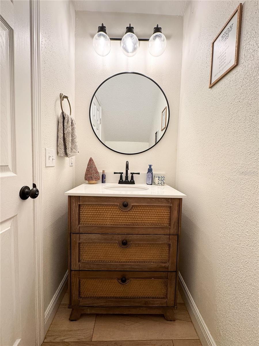 Image 4 of 34 For 6707 Drifting Sands Road