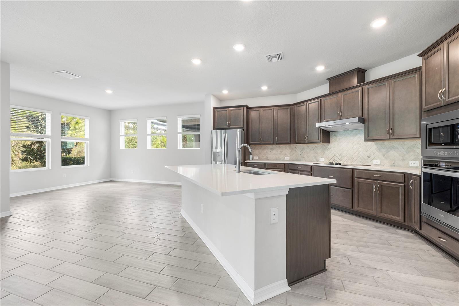 Image 12 of 76 For 28575 Cozy Creek Drive