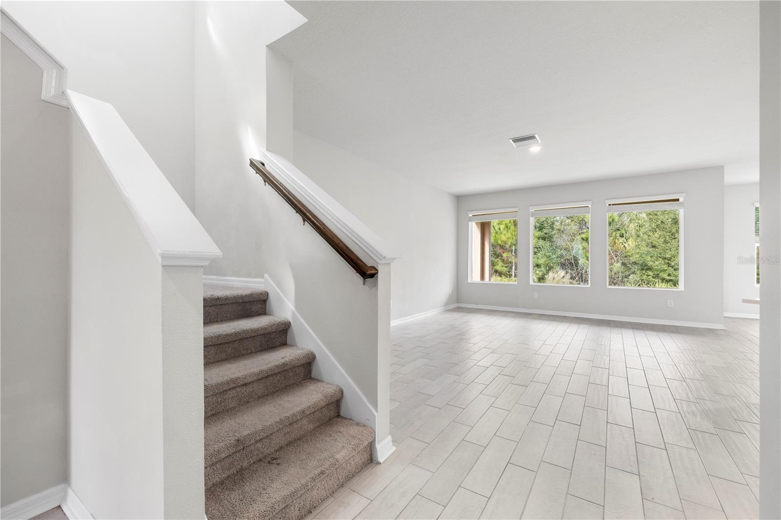 Image 33 of 76 For 28575 Cozy Creek Drive