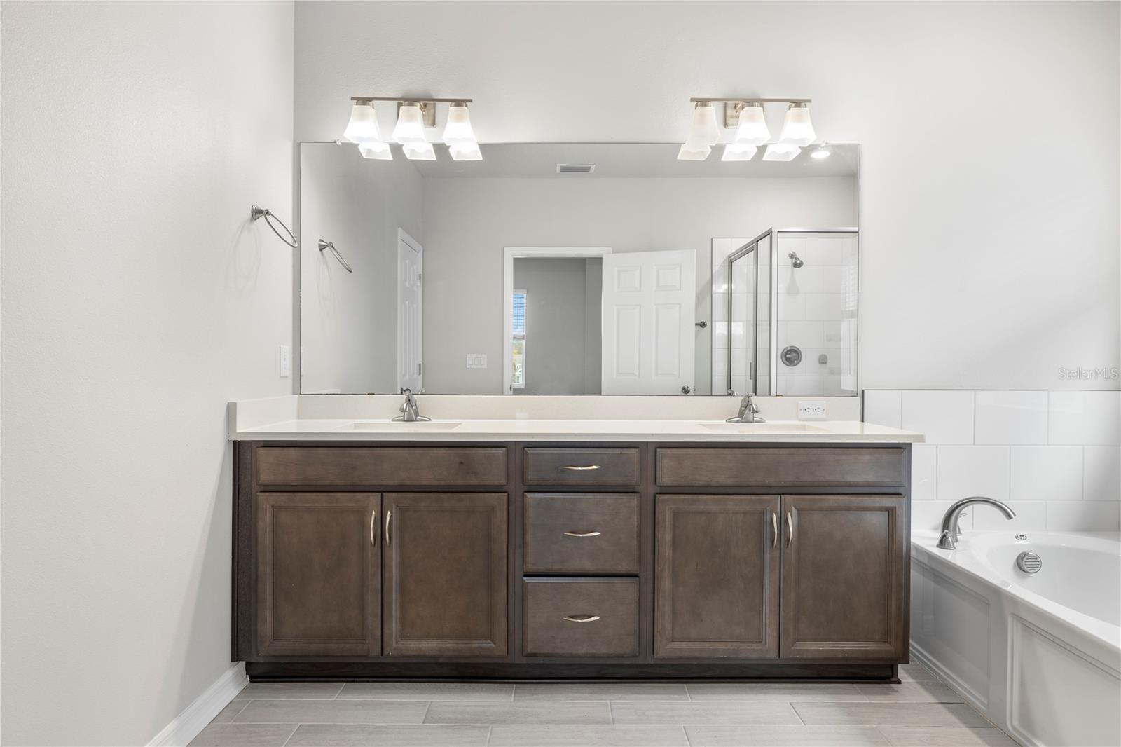 Image 41 of 76 For 28575 Cozy Creek Drive