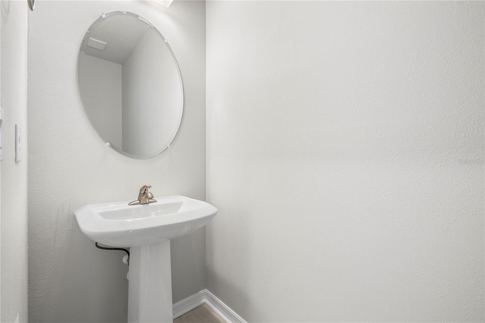 Image 8 of 76 For 28575 Cozy Creek Drive