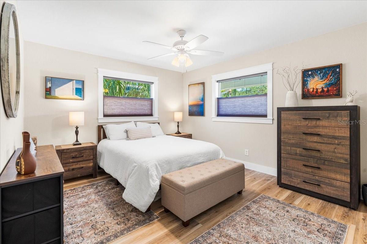 Image 12 of 23 For 5200 6th Avenue S