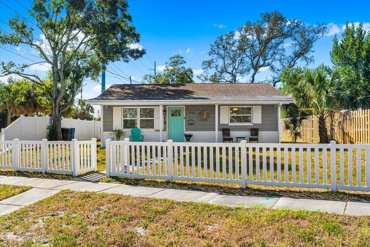 Image 22 of 23 For 5200 6th Avenue S