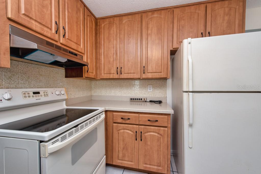 Image 10 of 39 For 3843 97th Terrace N