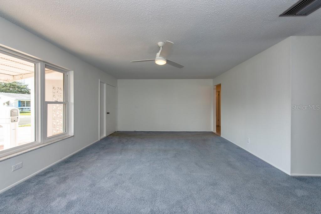 Image 3 of 39 For 3843 97th Terrace N